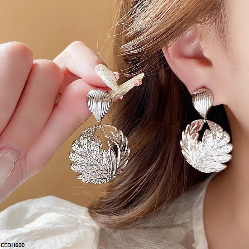 Round Leaf Drop Earrings