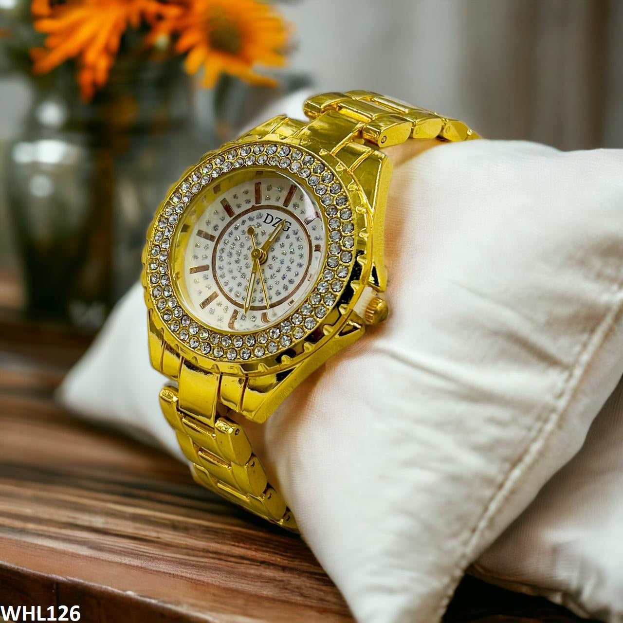 Rhinestone Round Dial Quartz Watch