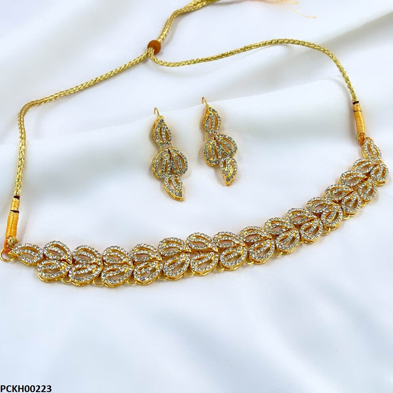 Double Leaf Choker Set