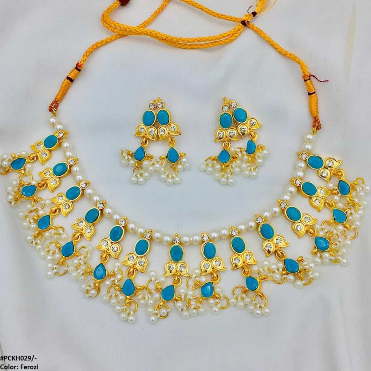 Beza/Saru Collar Necklace Set