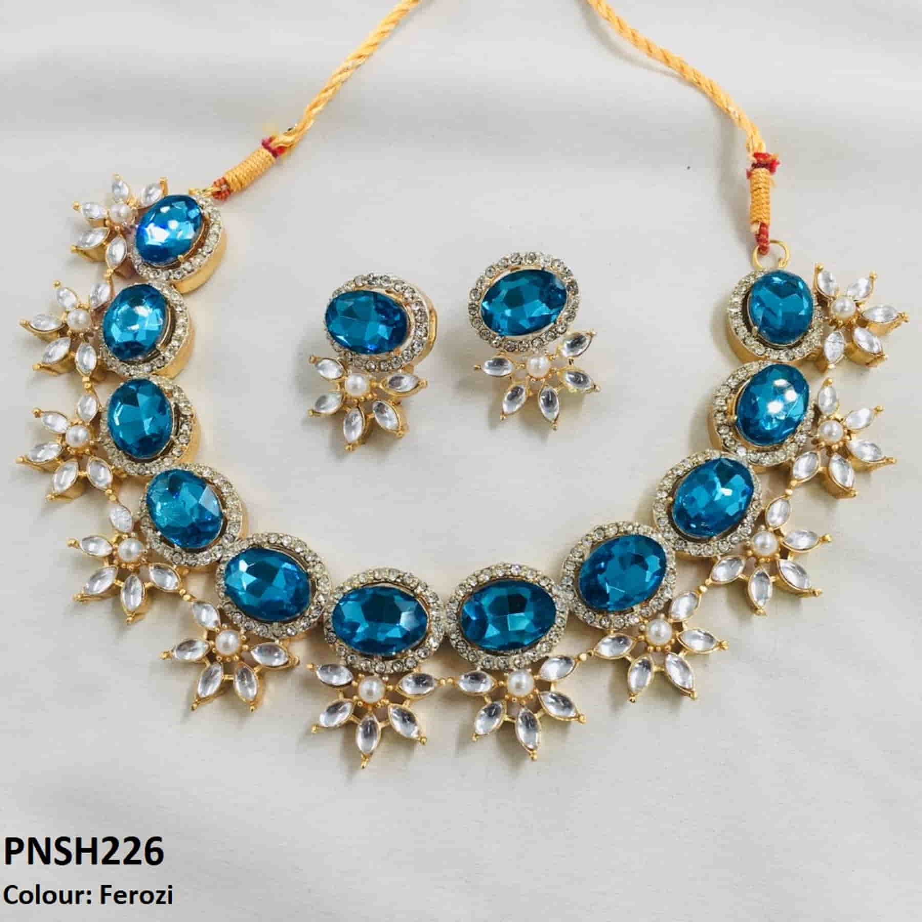 Beza Necklace Set