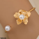 TBRH329 YYE Flower Pearl Bracelet - CBRH