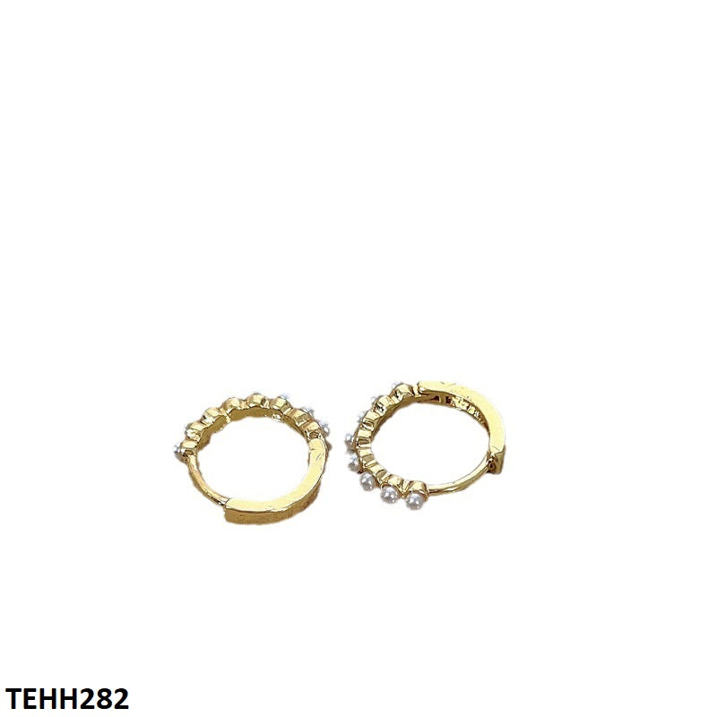 TEHH282 YYZ  Pearl Ear Hoops Pair - CEHH